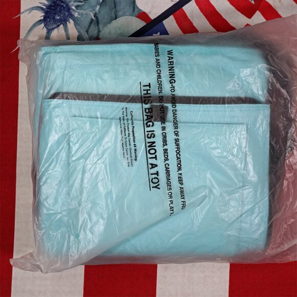 Zuca CoolZUCA Cooler Hot or Cold Mylar Heat Shield / Pink, Purple, or Aqua - Picture 12 of 15